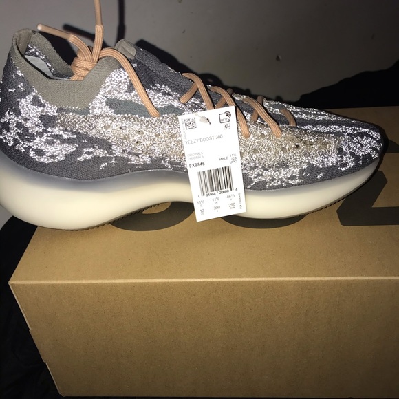 Brand new Yeezy 380 Mist Reflective DSWT Size 12 - Picture 5 of 5